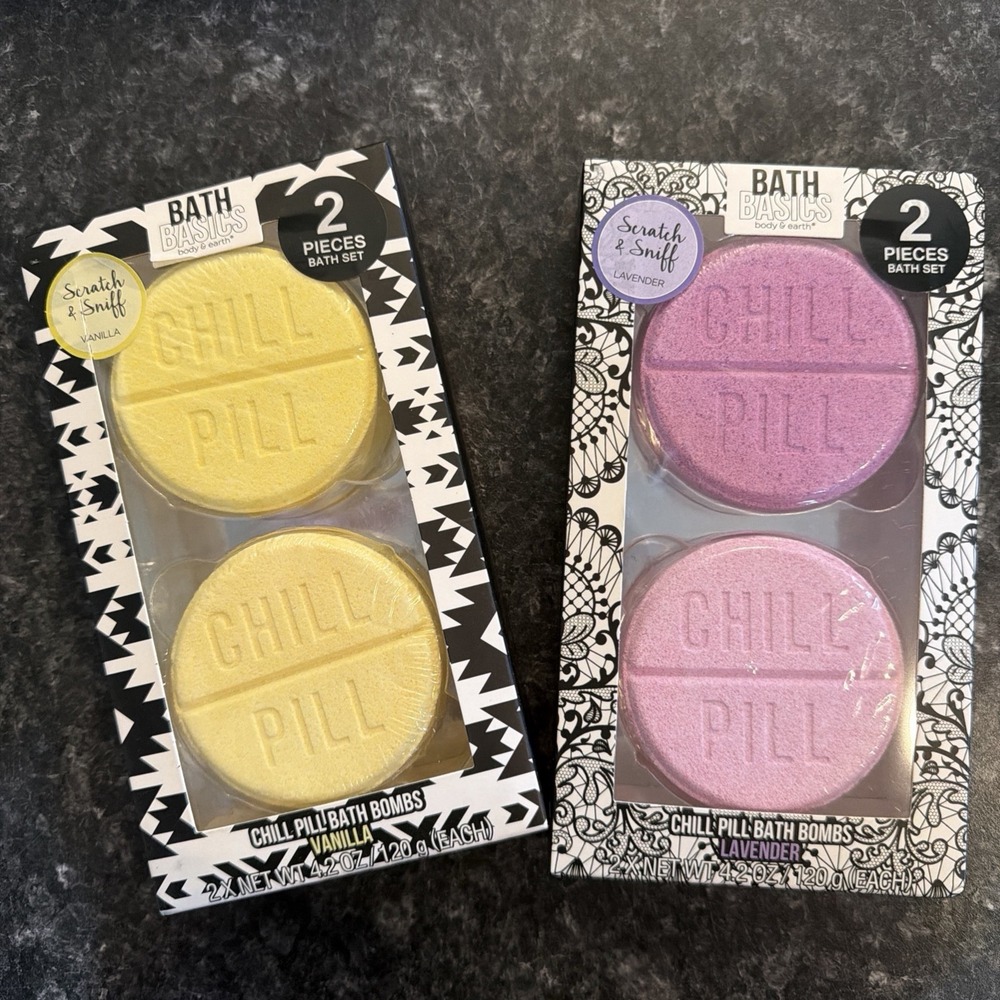 Body & Earth Chill Pill Bath Bomb Set Lavender + Vanilla